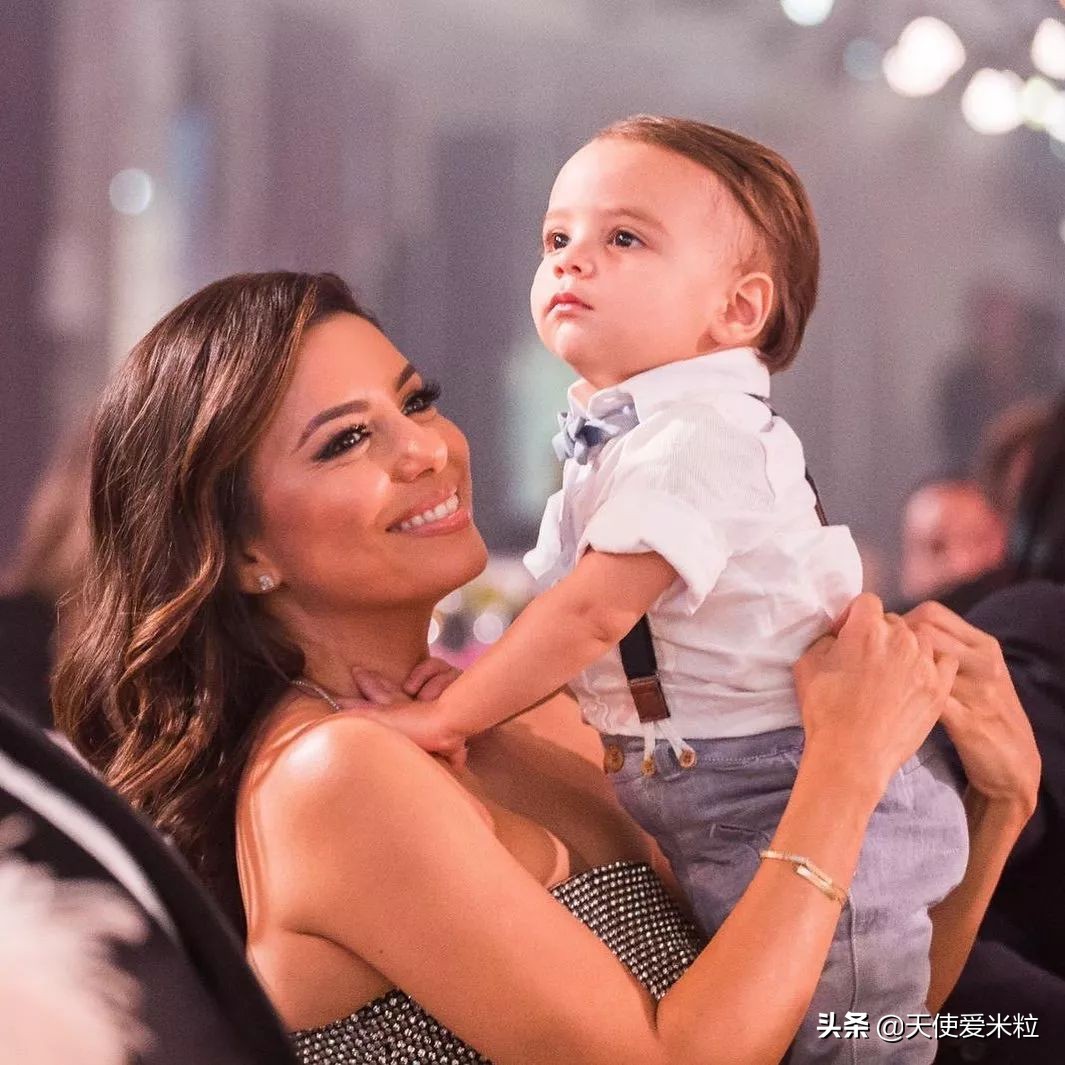 小贝大儿子维多利亚,小贝维多利亚全家照片