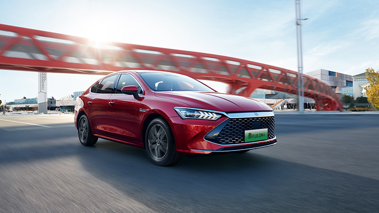 秦混动与卡罗拉双擎,秦plus新能源pk卡罗拉双擎