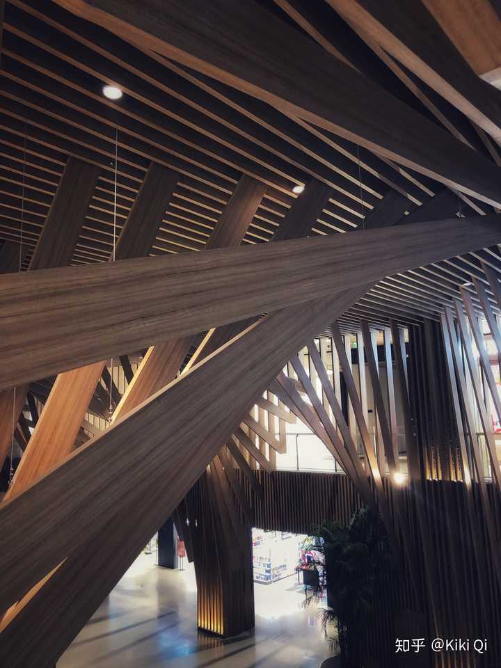 郑州有什么好吃的美食,郑州有什么好玩的地方情侣