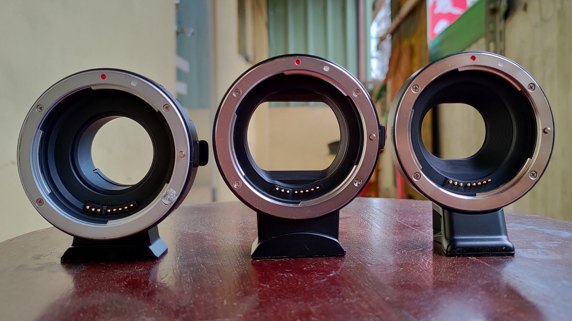 唯卓仕EF-EOSR转接环VS佳能EF-M转接环