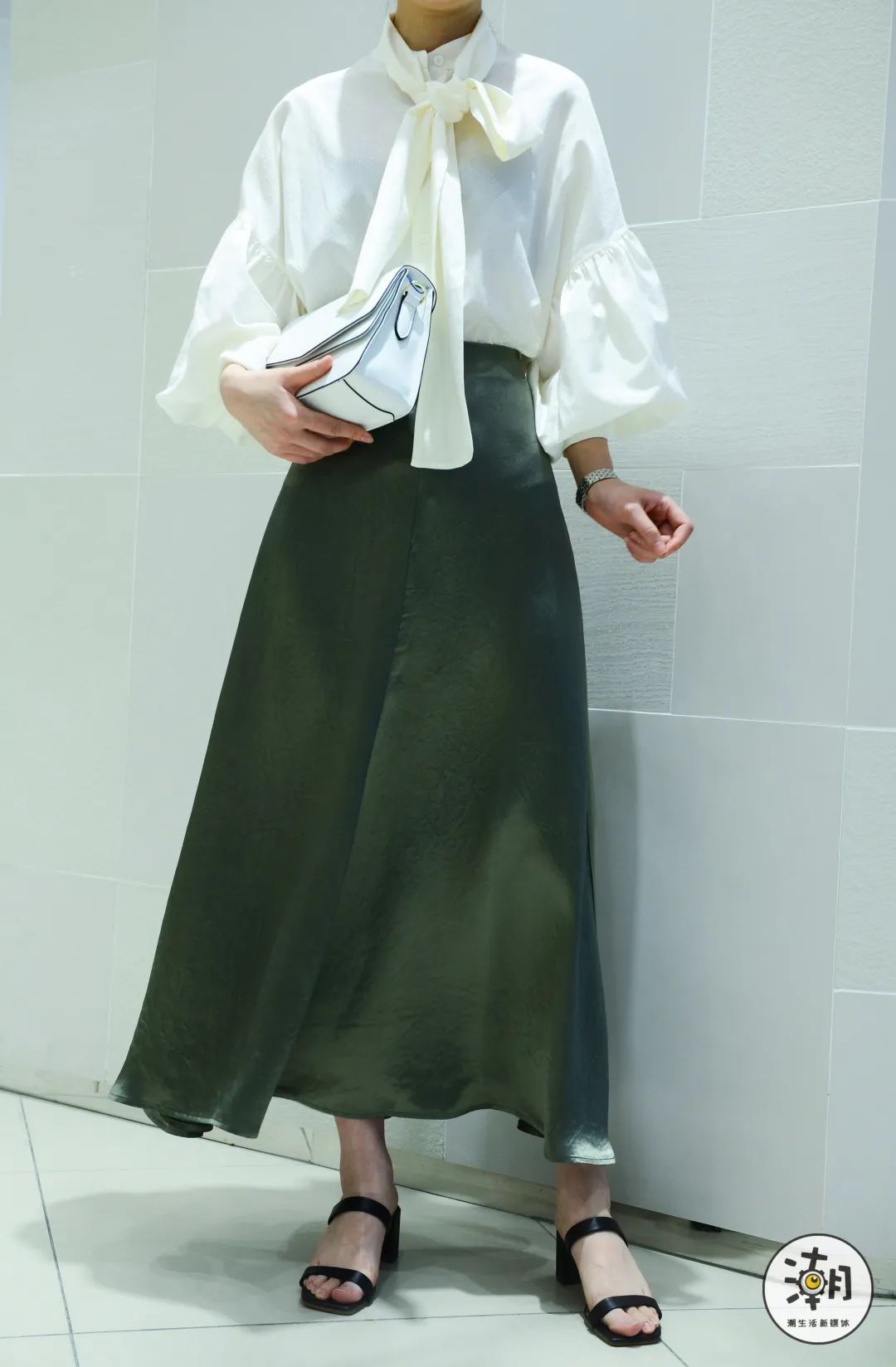 品牌服饰0.1折起,服饰99团200元代金券