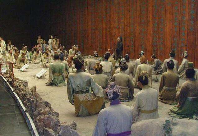 汉武帝推行的独尊儒术，使得儒学正式成为了中国的官方思想