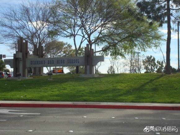 城市介绍洛杉矶,洛杉矶钻石吧景区