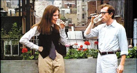 我嫁给了我爸，52岁被指性侵7岁女儿遭全网痛骂26年，他没错？