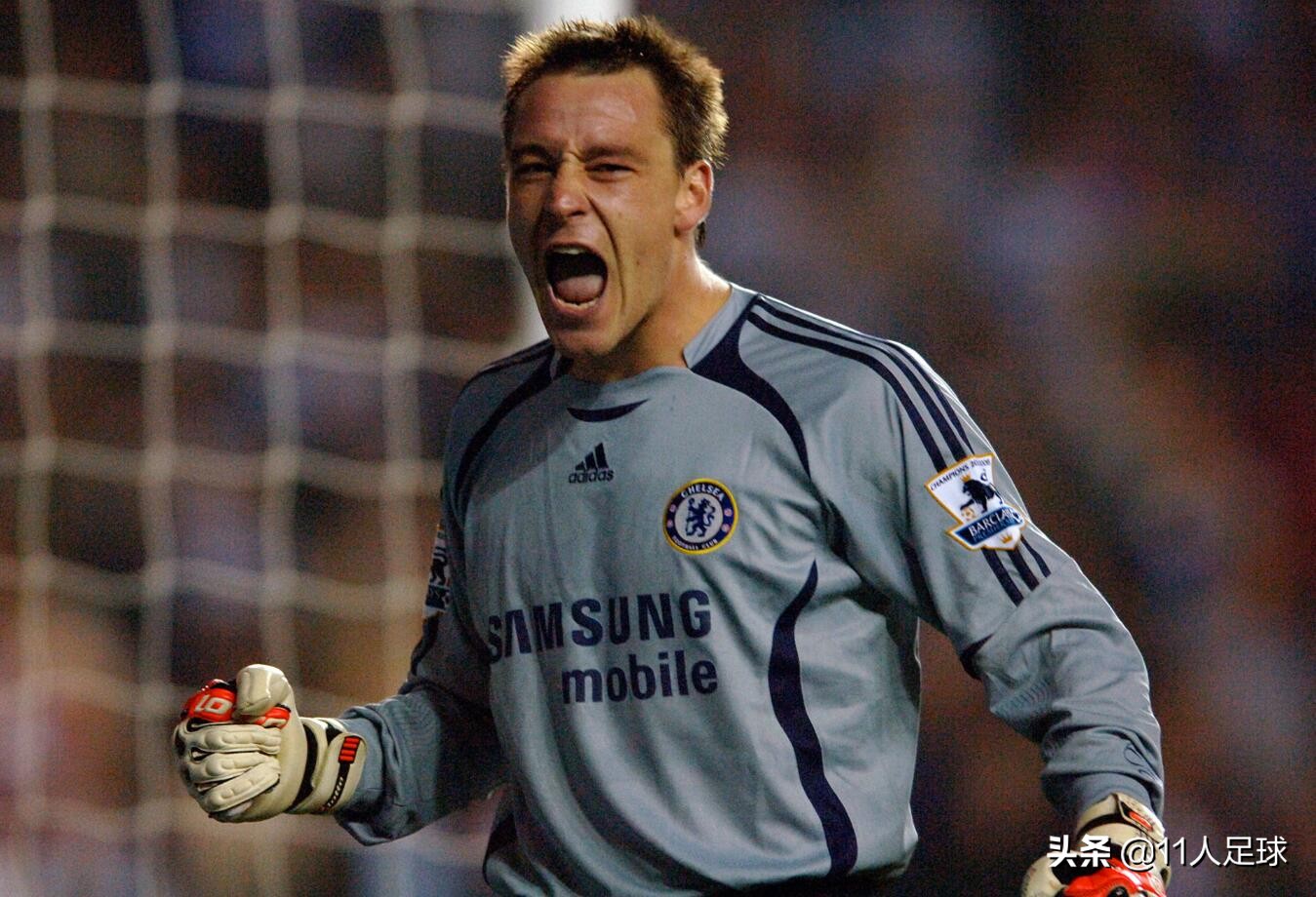 客串的神,从特里到沃克,细数被迫带上手套的7大门神