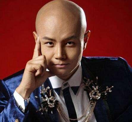 曾经红极一时的乐嘉,乐嘉因为什么上不了舞台了