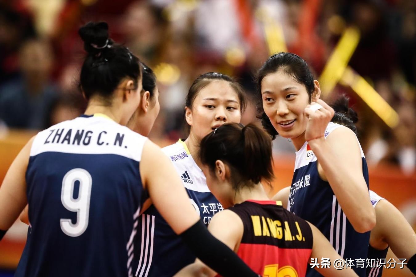 女排最强对手又有大动作!这样的操作挺少见,中国女排要小心应对