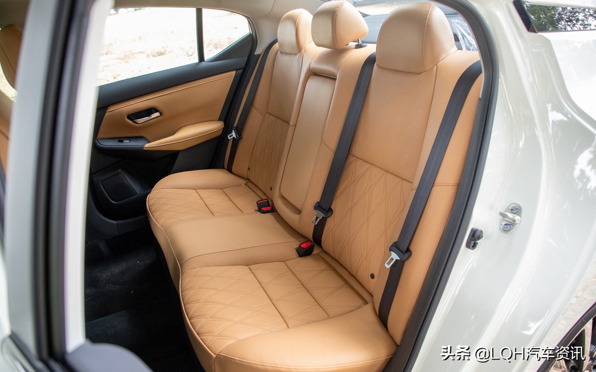 放弃卡罗拉,14代日产轩逸对比19年的卡罗拉