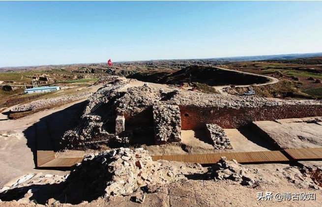 悲剧英雄鲧主要内容,悲剧英雄鲧的故事读后感