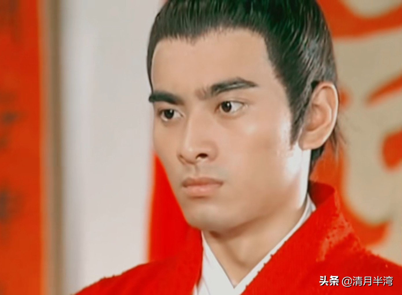 10位古装男神背影你认出哪个,10位惊艳了时光的古装男神