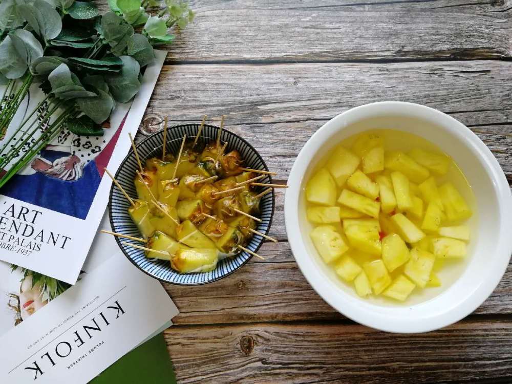 吃菠萝有什么好坏处,吃菠萝用什么办法才不会刺舌头