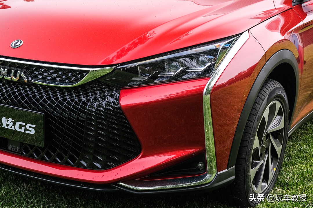 10万左右的法系车suv,10万以内的全新高颜值suv