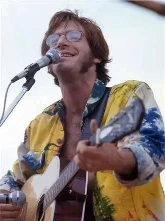 周董新专辑的歌曲,循环听着周杰伦的歌的文案