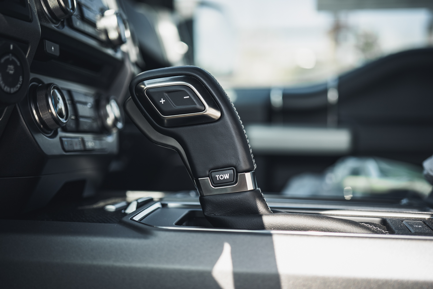 特斯拉cybertruck和福特f-150猛禽,福特猛禽f-150与小皮卡对比图