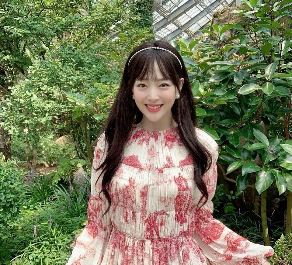 崔雪莉韩式小卷发刘海,韩星崔雪莉到底经历了什么