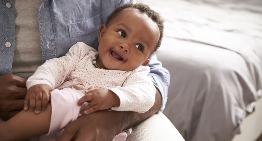 宝宝半岁有什么讲究,一岁半宝宝有什么特征和表现