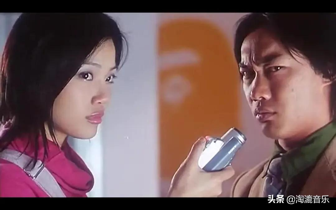 因“丑”被解约,因“八字旺”发唱片,41岁歌后在《浪姐2》?