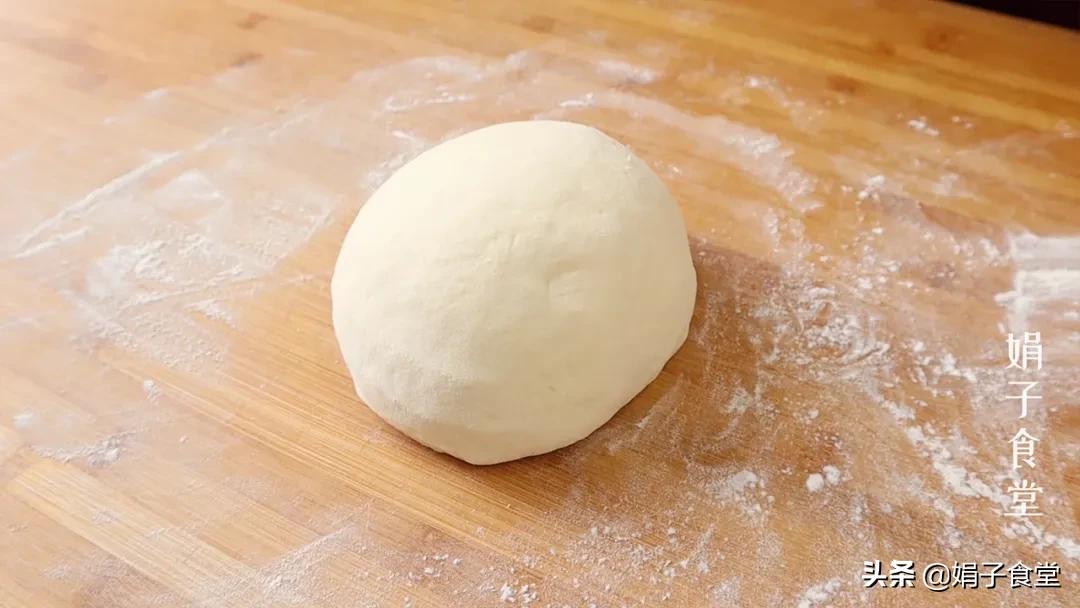 简单的花卷的做法拧法,简单花卷的几种拧法图解