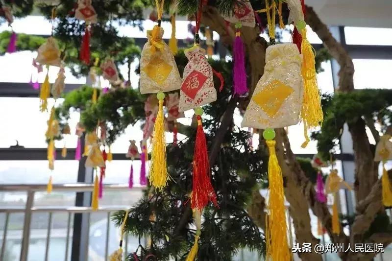 三甲医院看病难挂号,三甲医院人满为患看病难