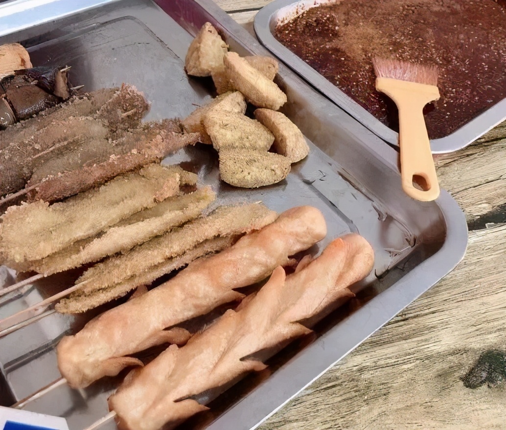 沈阳人有多爱吃鸡架,沈阳人为什么喜欢吃鸡架