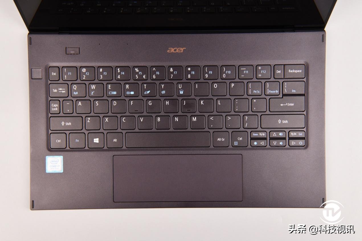 新款宏碁蜂鸟swift7,全球最薄笔记本宏碁swift7评测