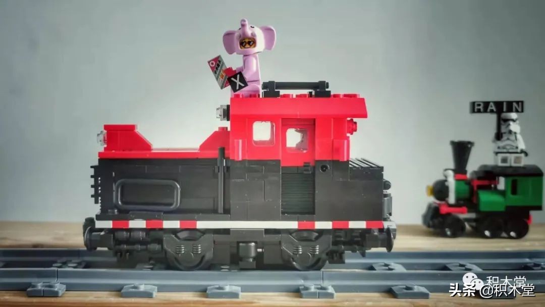 乐*官高**方套内moc最多的一款10183