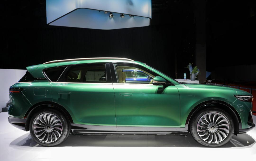 试驾岚图free2024,岚图free限量版试驾