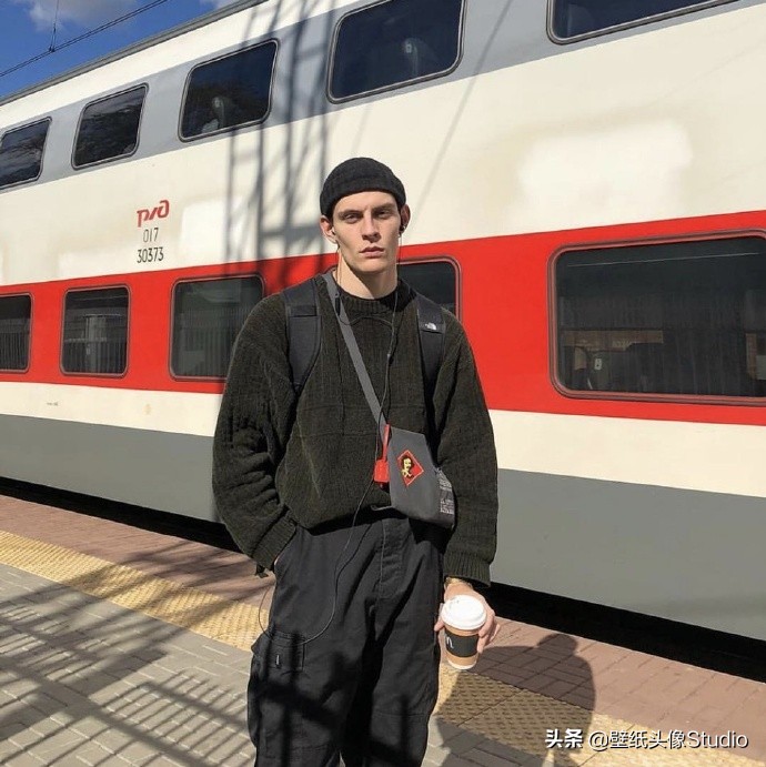 浪漫玫瑰男生头像,男生玫瑰浪漫头像