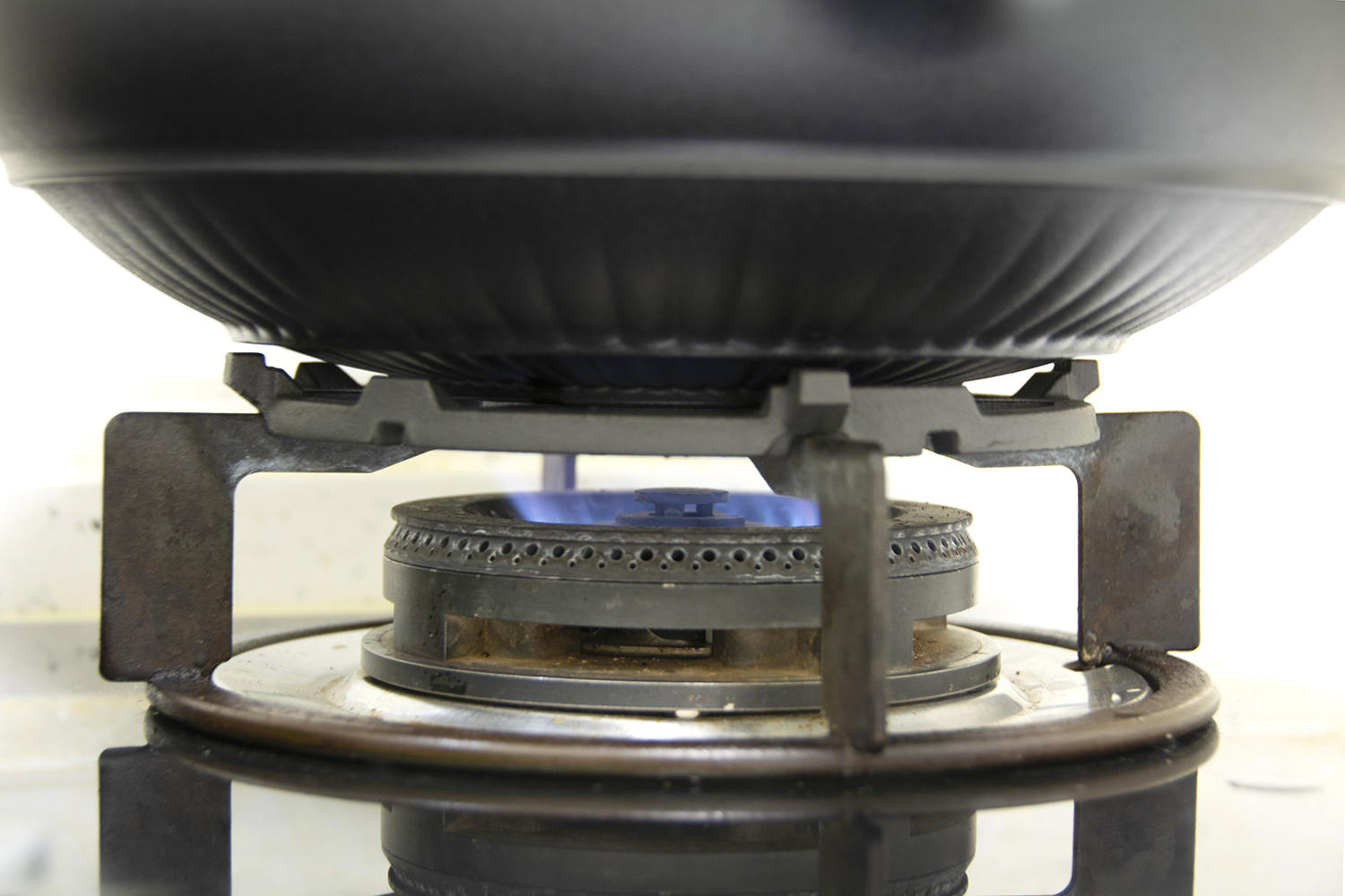 九阳晶钻一体不粘锅炒锅,九阳晶钻耐磨不粘锅炒菜视频