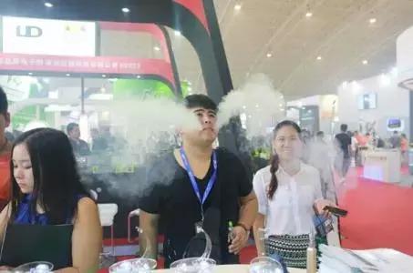 *子烟电**让2070人戒烟，却让168000年轻人上瘾！