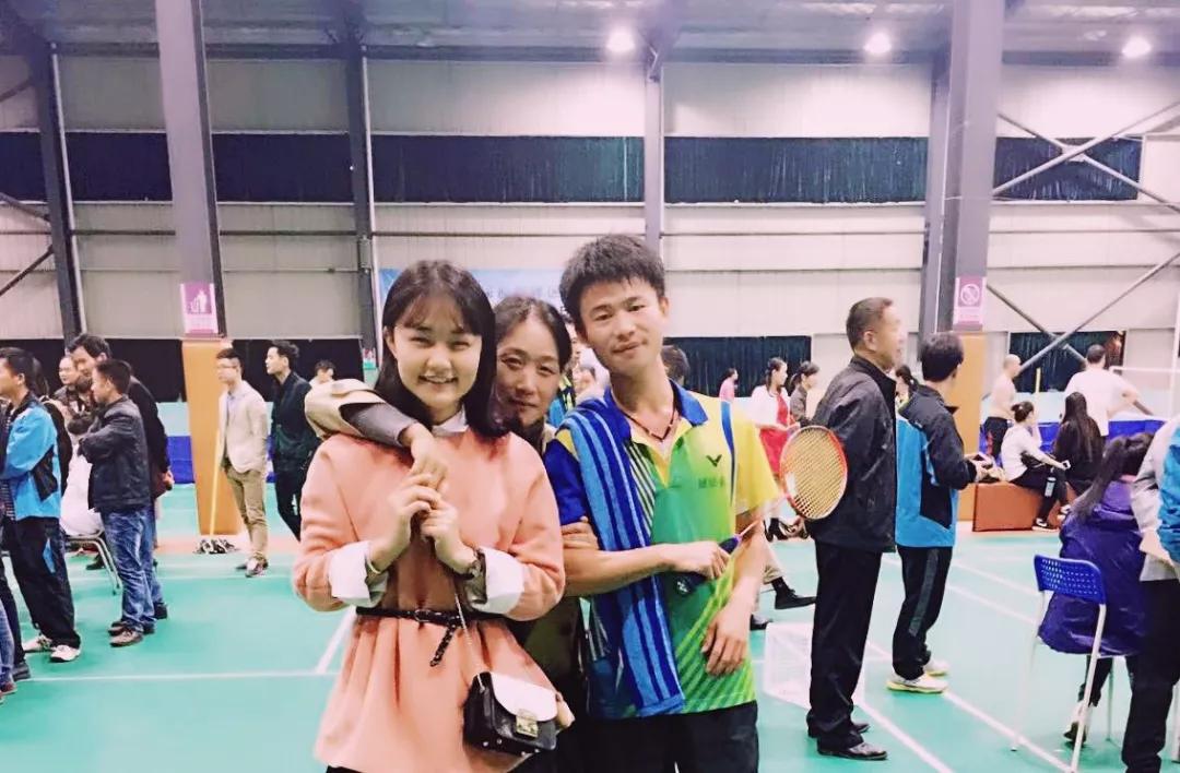 羽毛球的魅力只有懂的人知道,羽毛球给我们带来了什么