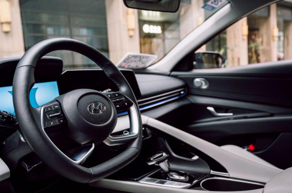 第七代伊兰特旗舰版功能,第七代伊兰特乐享生活