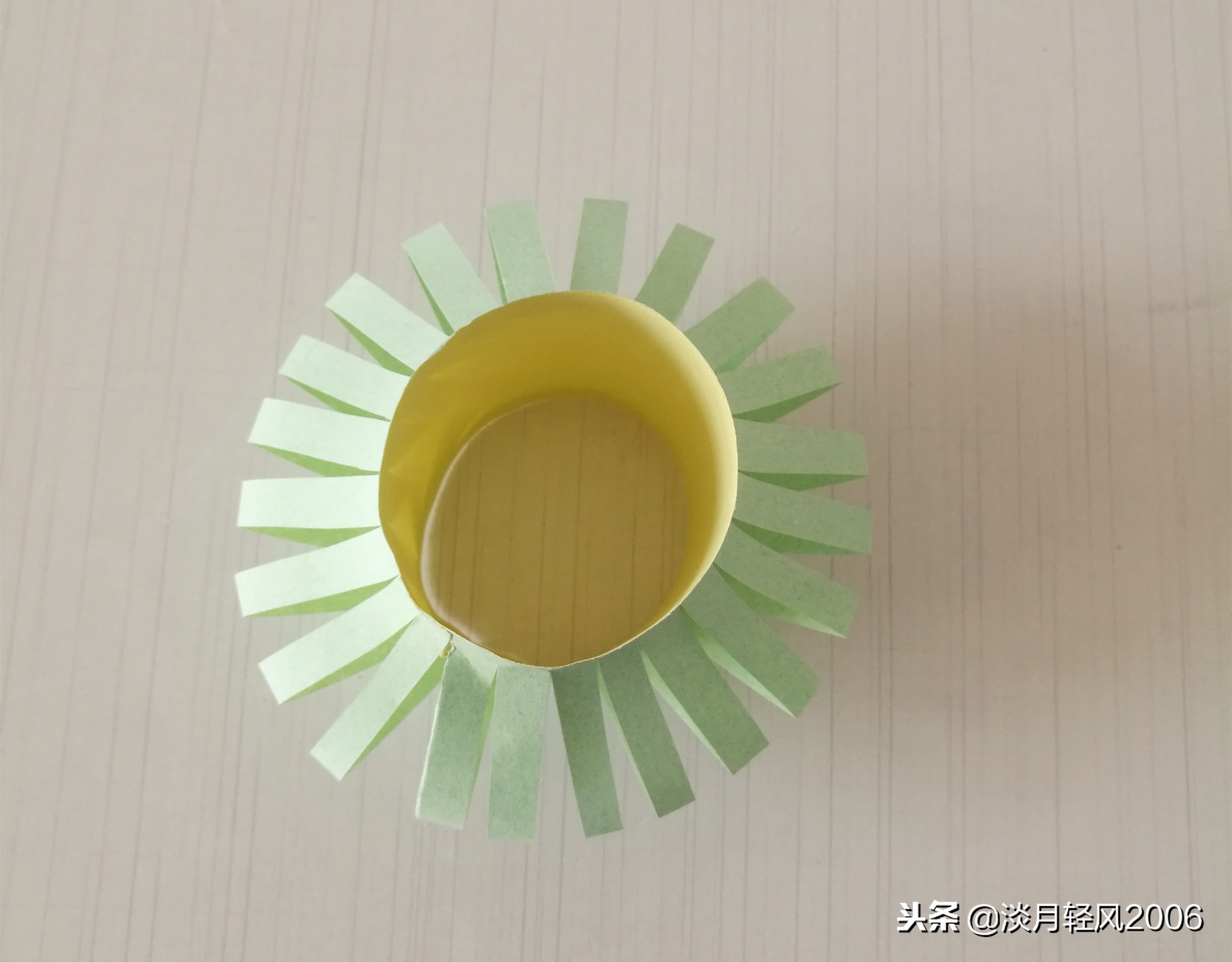 幼儿园做元旦灯笼手工简单点,大红灯笼高高挂欢欢喜喜过新年