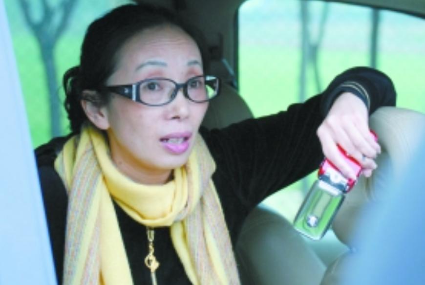 中国女老板身价,足坛最漂亮的女老板