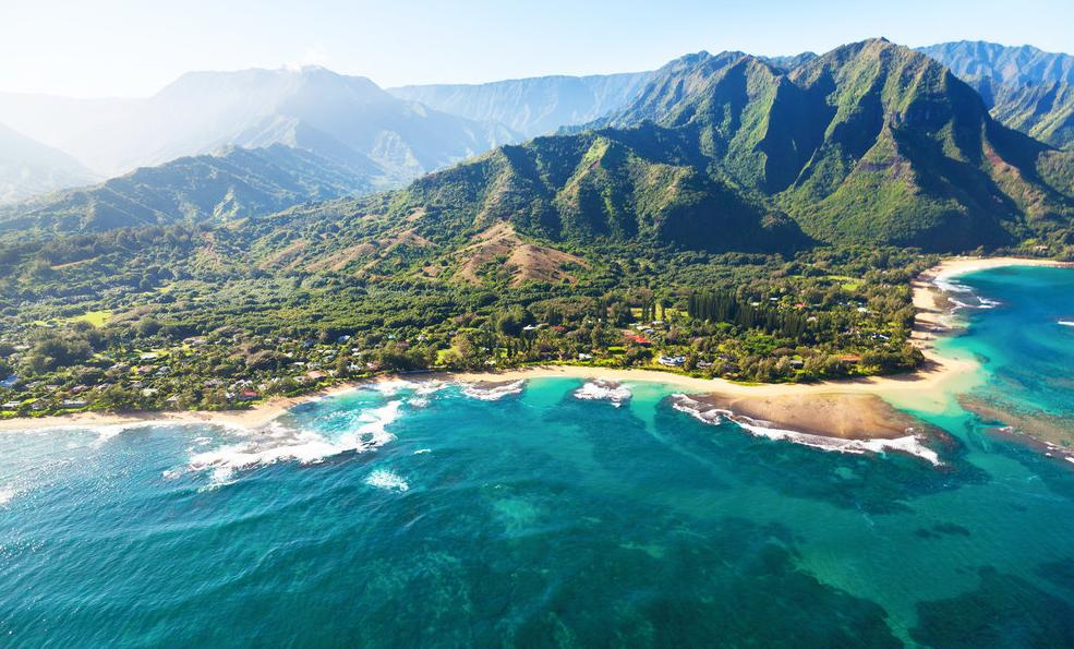 美国夏威夷人口2020,夏威夷面积和人口有香港大吗