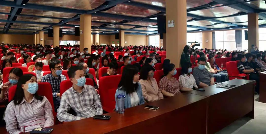 武汉外语外事职业学院最新视频,武汉外语外事职业学院表演节目