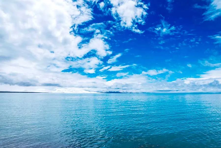 冬日的西藏才是人世间最美的天堂,西藏朝圣路上的美景