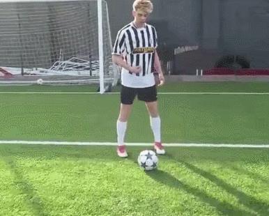 论骚只服最后这招，学会了就是球场最靓的仔