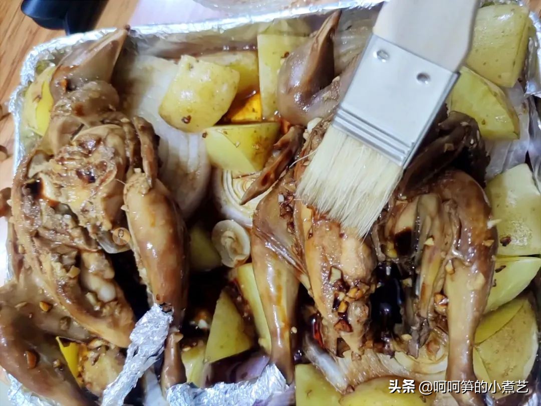 “一鸪顶九鸡”,烤箱蜂蜜鹧鸪,金黄焦脆,鲜嫩多汁,吃了还想吃