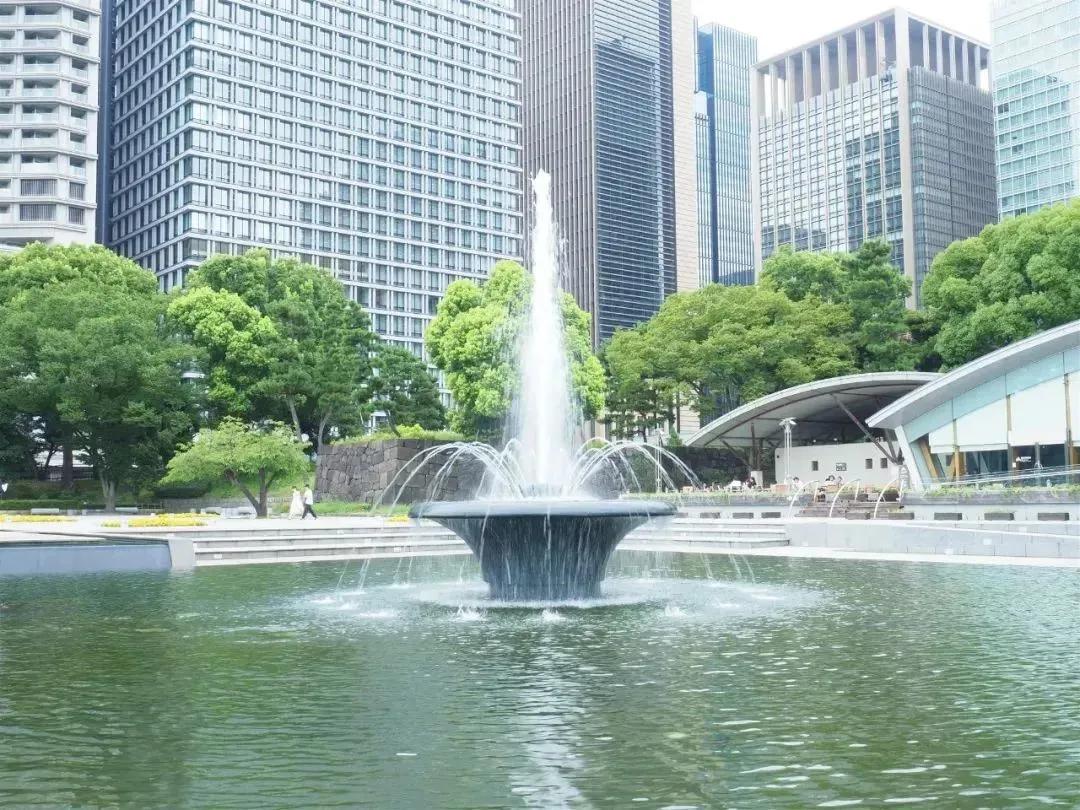 苹果手机怎么拍丝状流水,如何拍出水流丝滑的视频呢