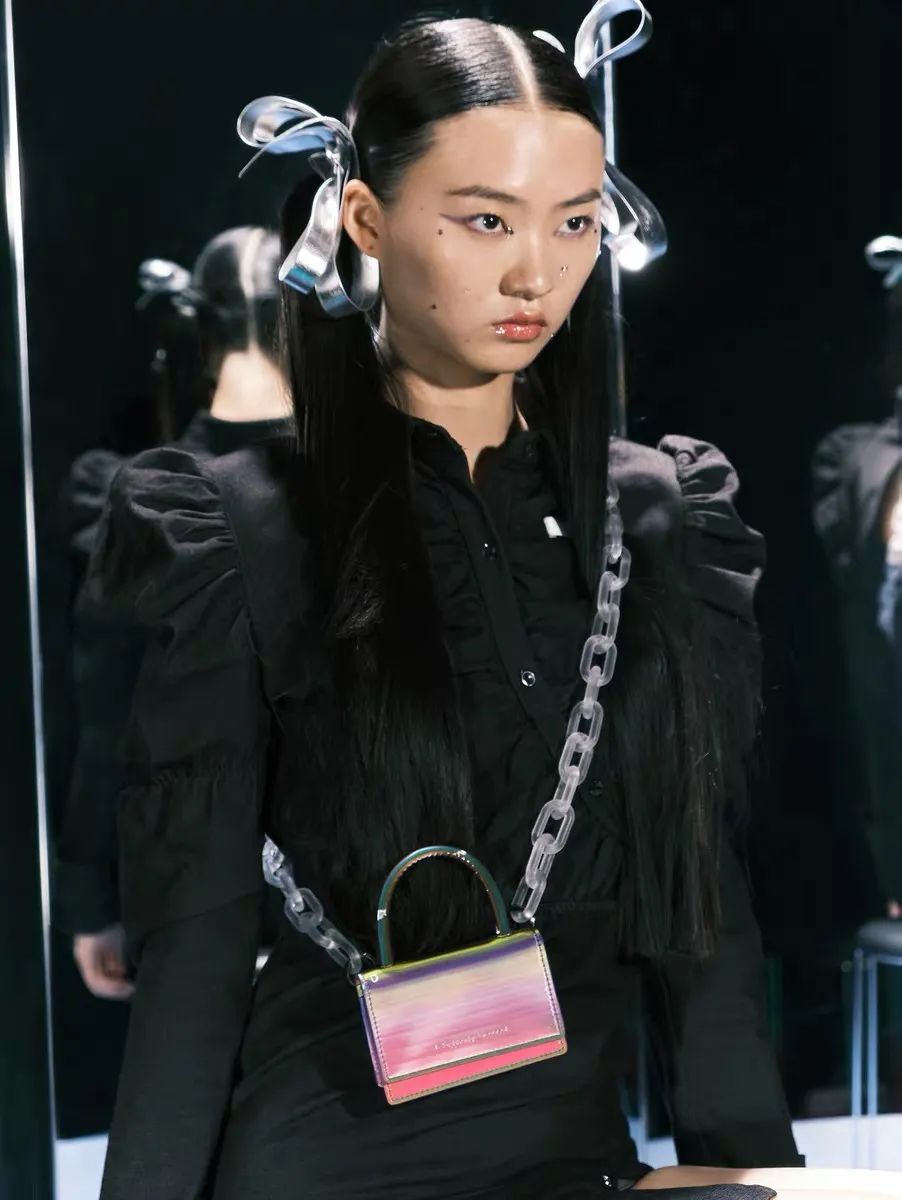 RR·TRENDS|时尚与实用兼顾的中国“轻奢”军团