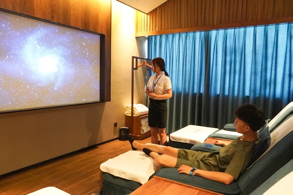 98年出生在殷汇，北漂一年多，玖静堂让我选择了留在家乡池州