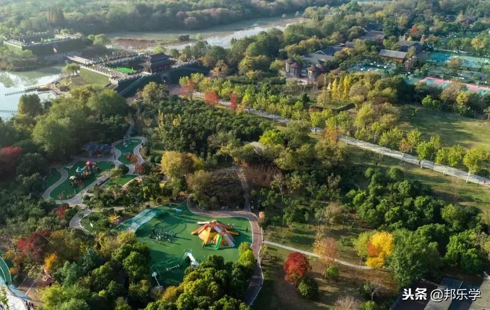 扬州市公园人气榜第一名,扬州入选全球十大宜居城市