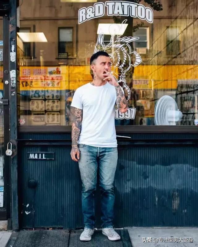 白t男生怎么穿,男人穿什么样的白衬衫好看