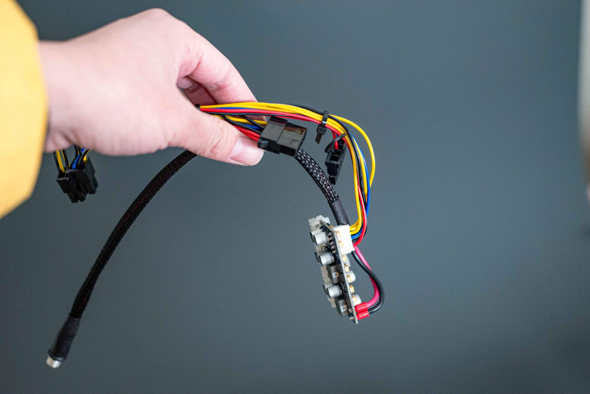 简单的从实践到开发完成一个项目,从基础到实战教程