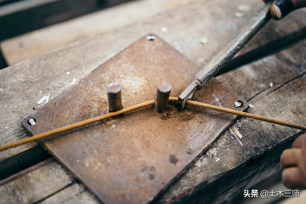 钢筋折弯半径在哪本规范里有规定,弯钢筋弯折距多少合适