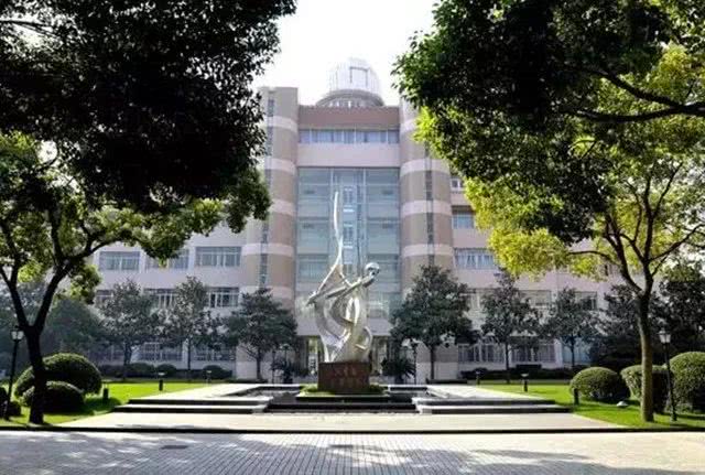 上海小学排名前十名的学校有哪些,上海22所中小学入选