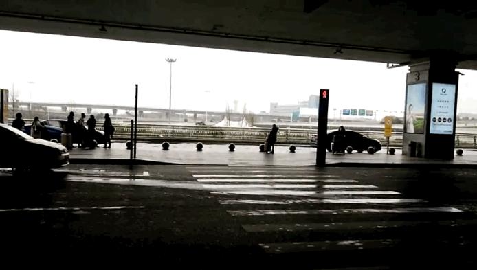 黑车乱象整治,打击机场黑车乱象