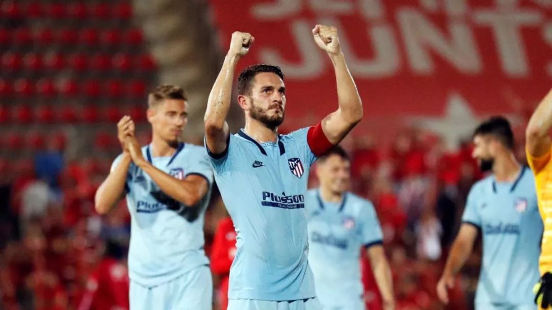 哈白布pk典礼三中场谁更强,西甲哈白布哈维