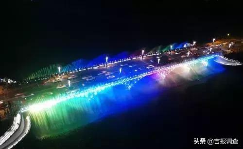 长春南湖大桥网红音乐喷泉视频,南湖大桥七彩音乐喷泉
